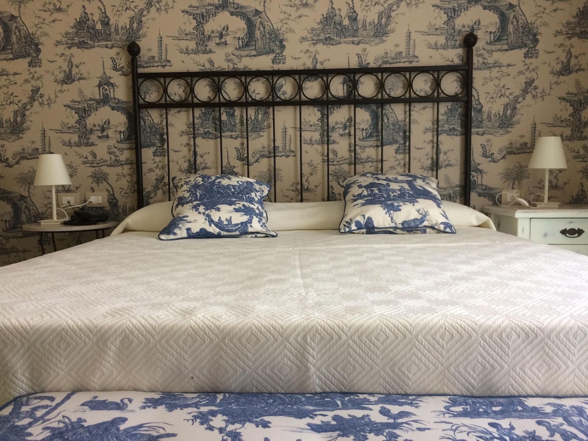 Hotel Danieli Pozzallo Bagian luar foto